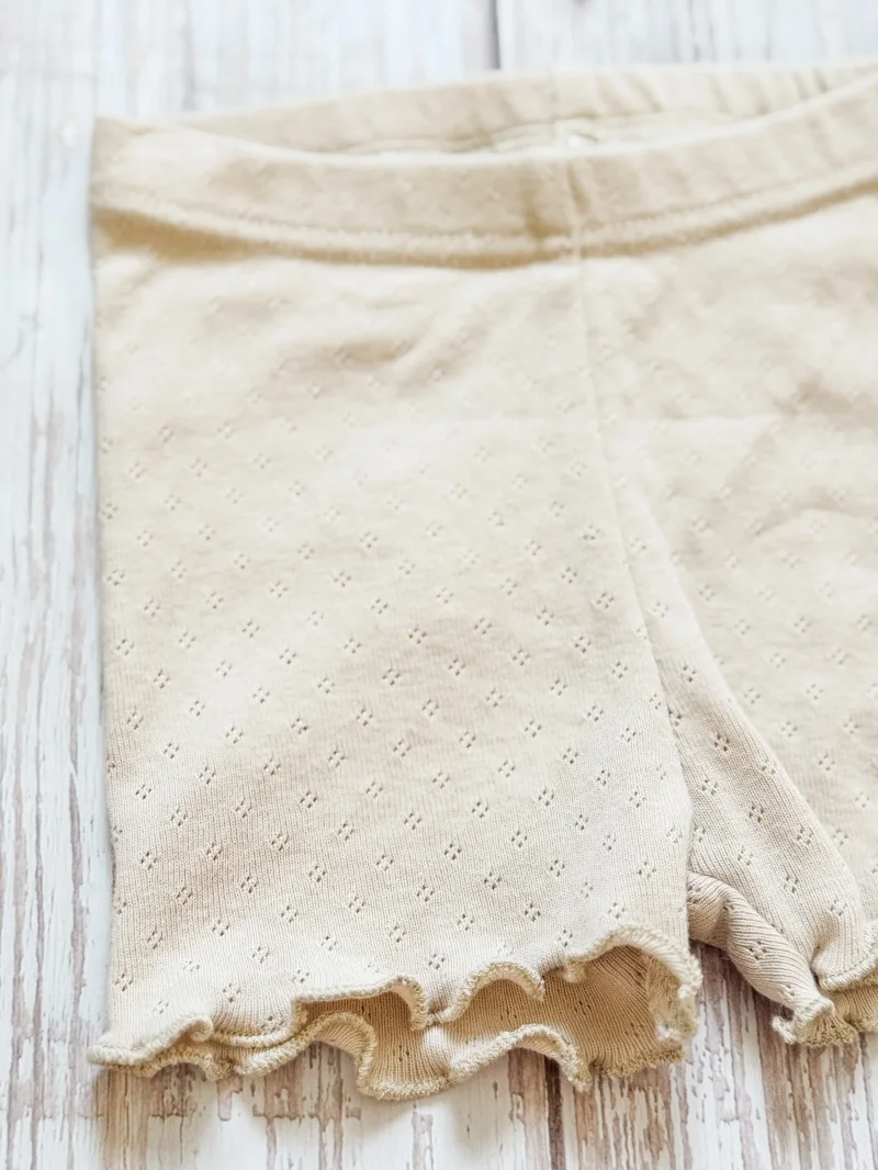 Kinder Shorts Pointelle Milk | Handmade