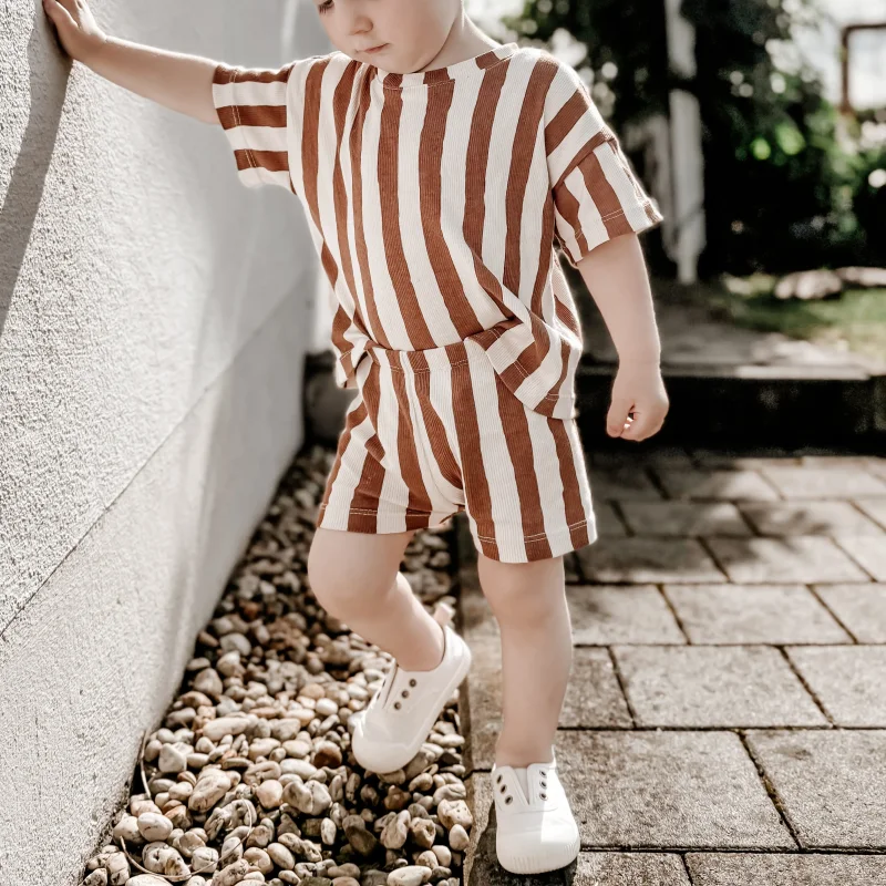 Kinder Shorts aus Bio Rib Jersey – Streifen Natural | Bequeme handgemachte Sommer Shorts für Babys & Kinder