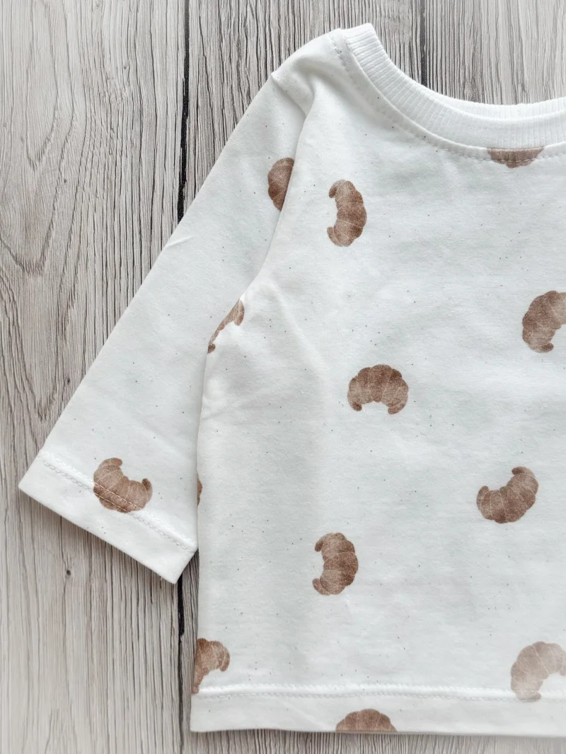 Handmade Baby Langarmshirt | Oversized | Croissant | Größe 62/68