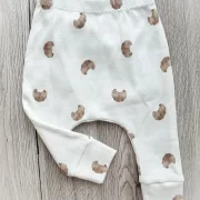 Handmade Baby Hose | Slim Pants | Croissant | Ribjersey | Größe 62/68