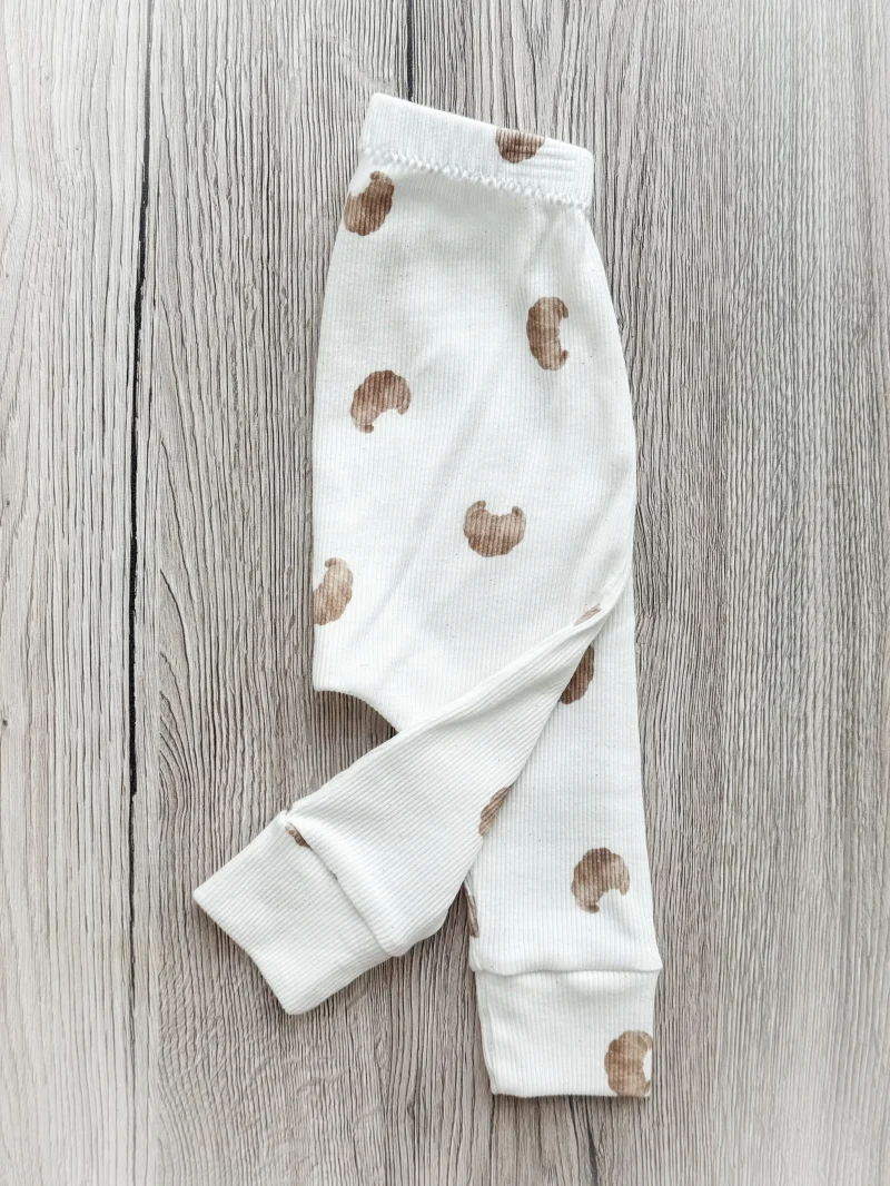 Handmade Baby Hose | Slim Pants | Croissant | Ribjersey | Größe 62/68