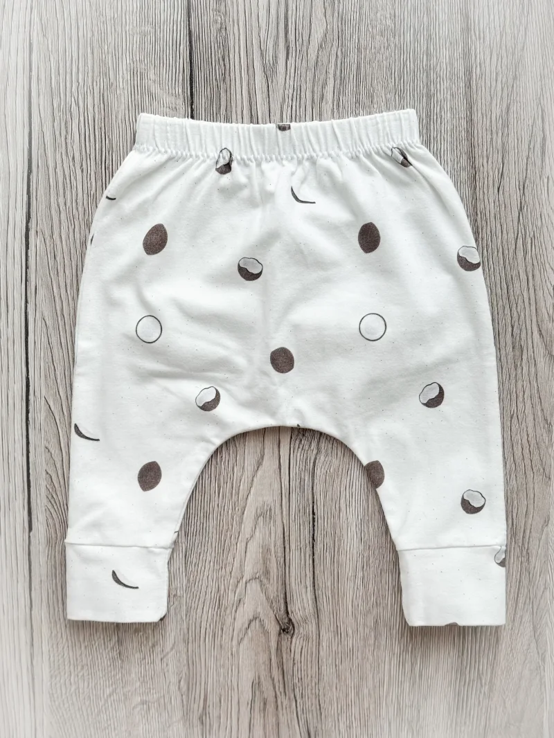 Handmade Baby Hose | Slim Pants | Kokos | Größe 56/62