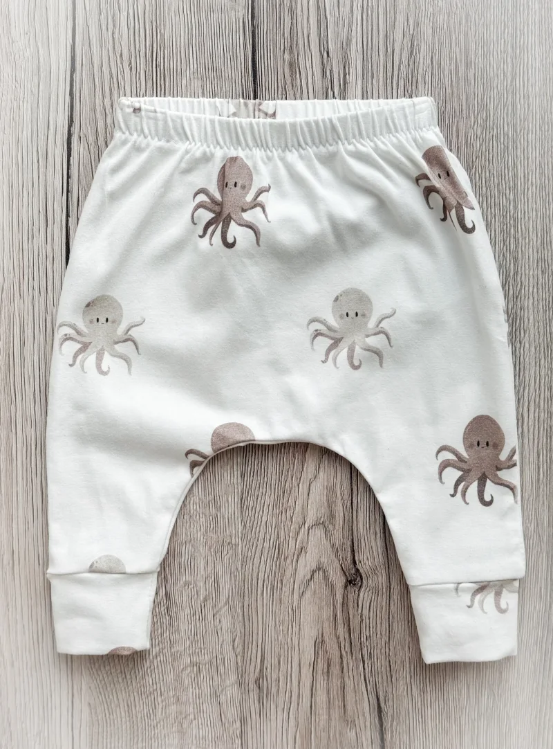 Handmade Baby Hose | Slim Pants | Oktopus | Größe 56/62