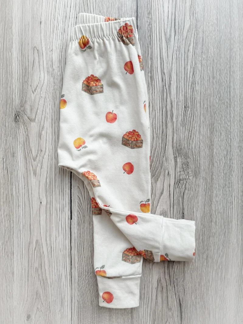 Handmade Baby Hose | Slim Pants | Äpfel | Größe 74/80